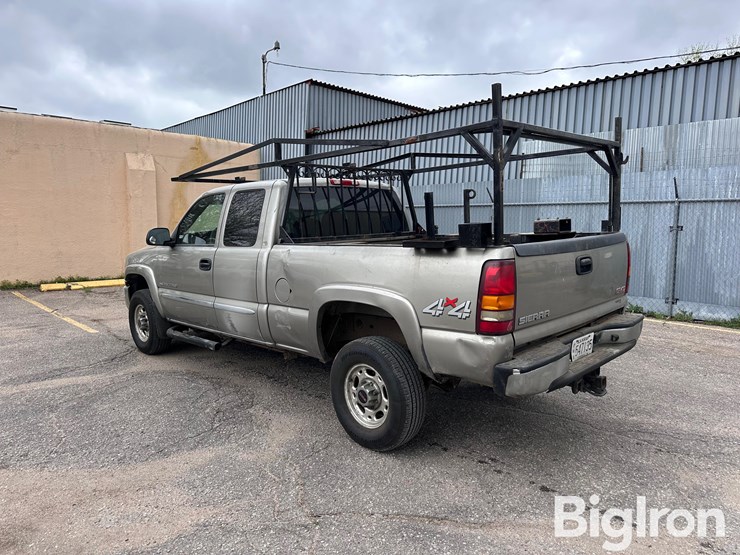 2003-gmc-sierra-2500-image-7