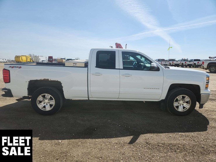 2015-chevrolet-silverado-1500-image-24