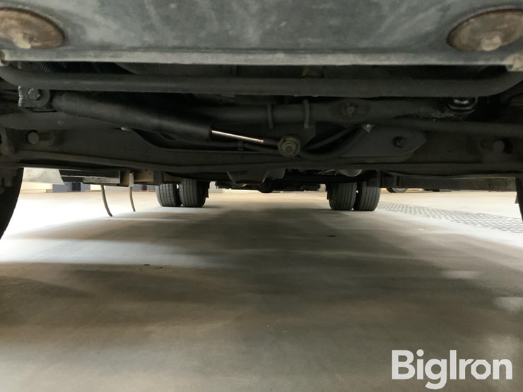 2013-ford-e450-image-10