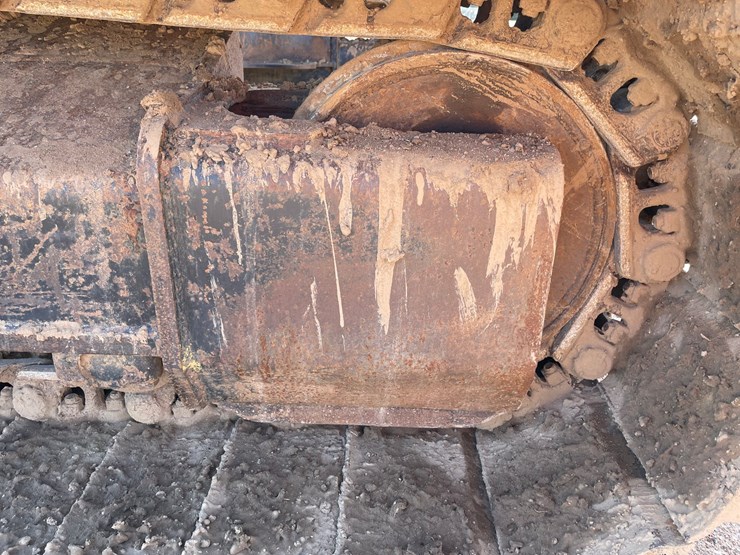 caterpillar-324e-image-29