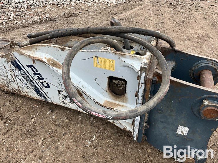 john-deere-210-image-11