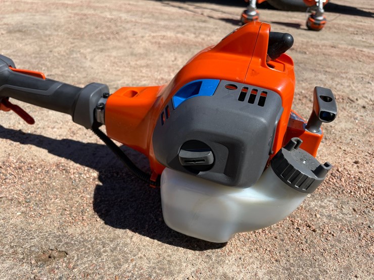 #1535-•-husqvarna-330lk-hi-torq-weed-wacker-image-9