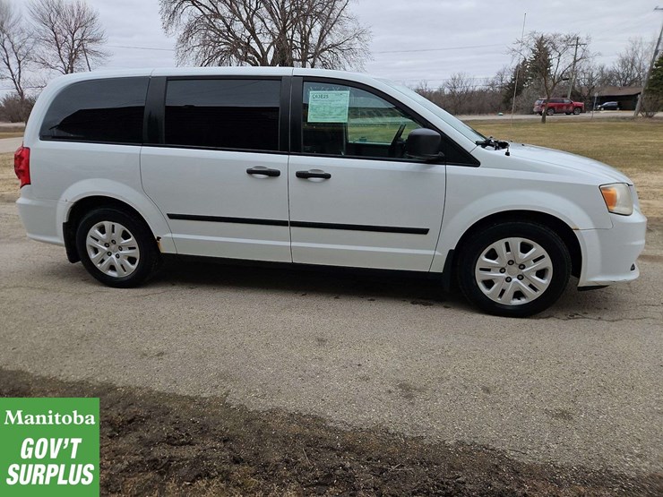 2014-dodge-grand-caravan-image-6