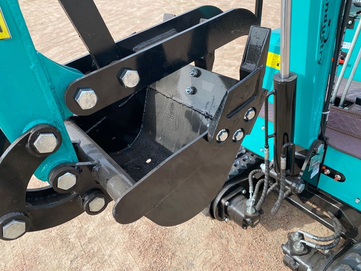 #5500-•-2026-cfg-kv15r-mini-excavator-image-8