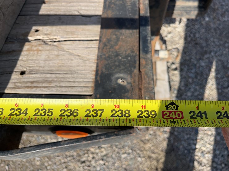 gooseneck-flatbed-trailer-image-24