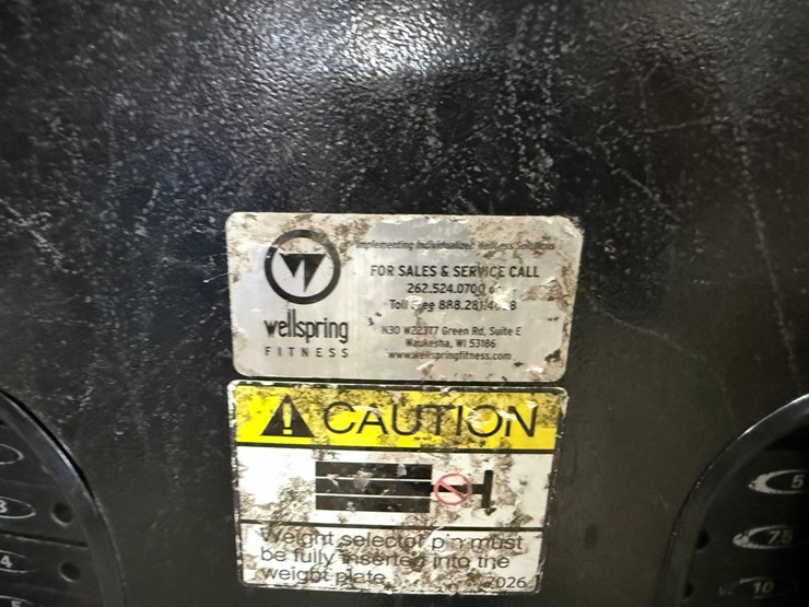 #2066-•-freemotion-weight-machine-image-9