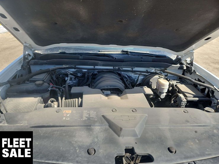 2015-chevrolet-silverado-1500-image-25