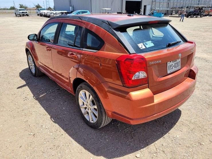2010-dodge-caliber-image-9