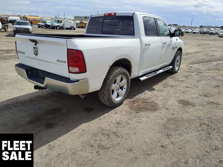 2013-dodge-1500-image-4