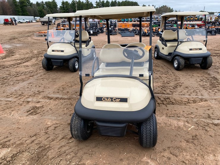 #1579-•-club-car-electric-golf-cart-with-charger-image-2