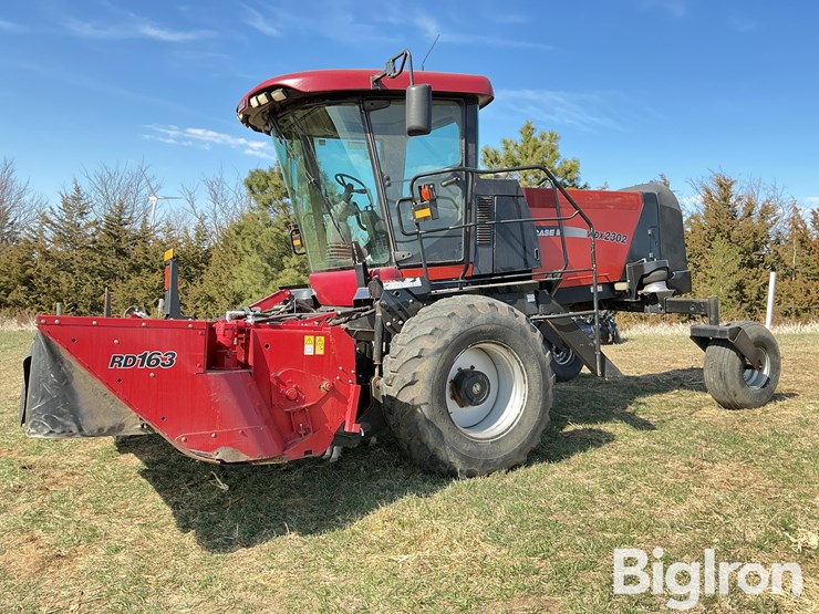 2006-case-ih-wdx2302-image-1