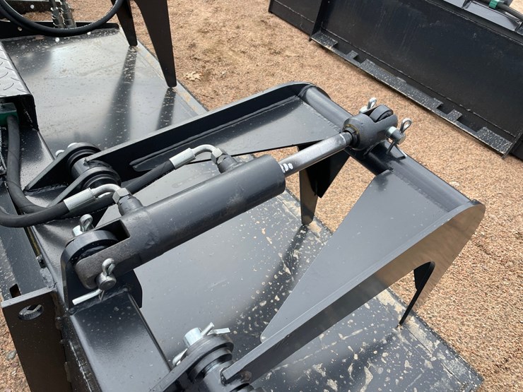 #4132-•-84"-jct-smooth-edge-grapple-bucket-image-6