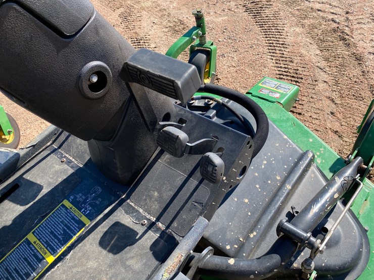 2014-john-deere-1600t-image-38