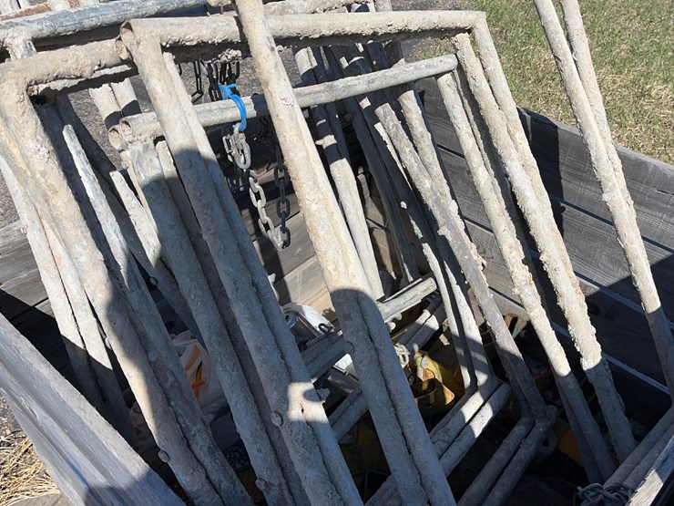 bucket-stands-image-5