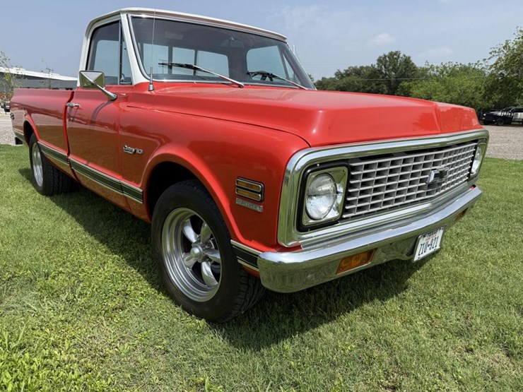 1972-chevrolet-custom-deluxe-image-4