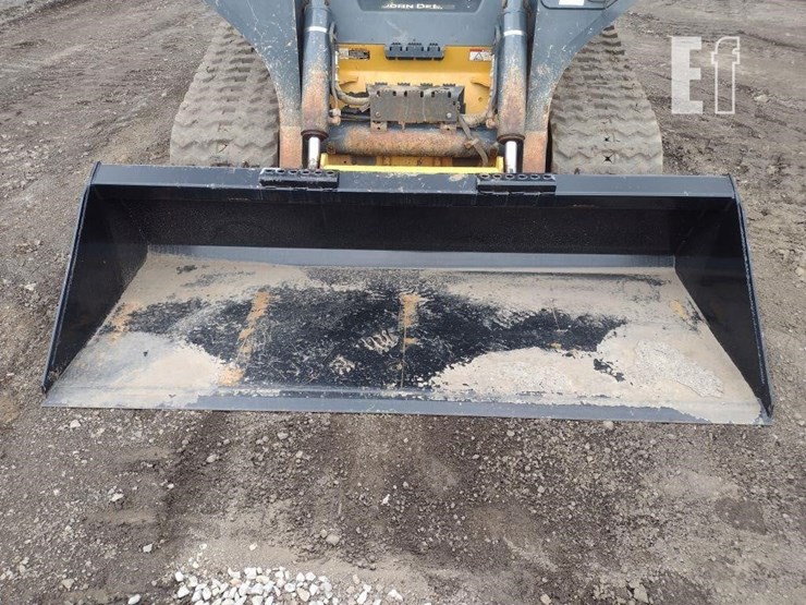 2020-deere-331g-image-18