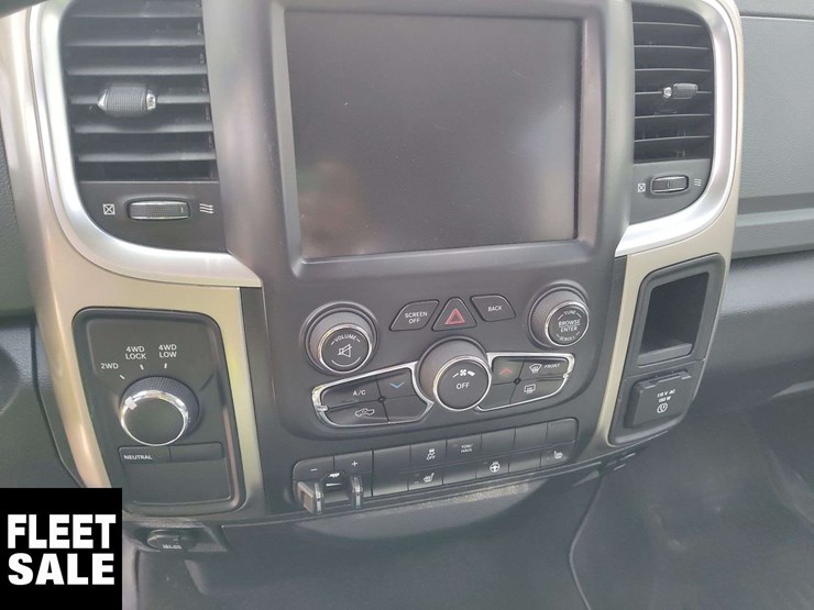 2013-dodge-1500-image-22