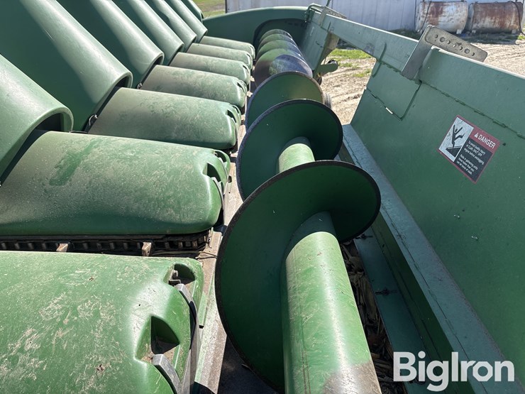 2008-john-deere-608c-image-14