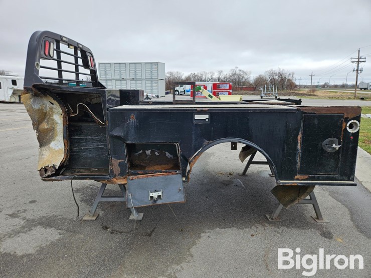 massey-ferguson-730-image-8