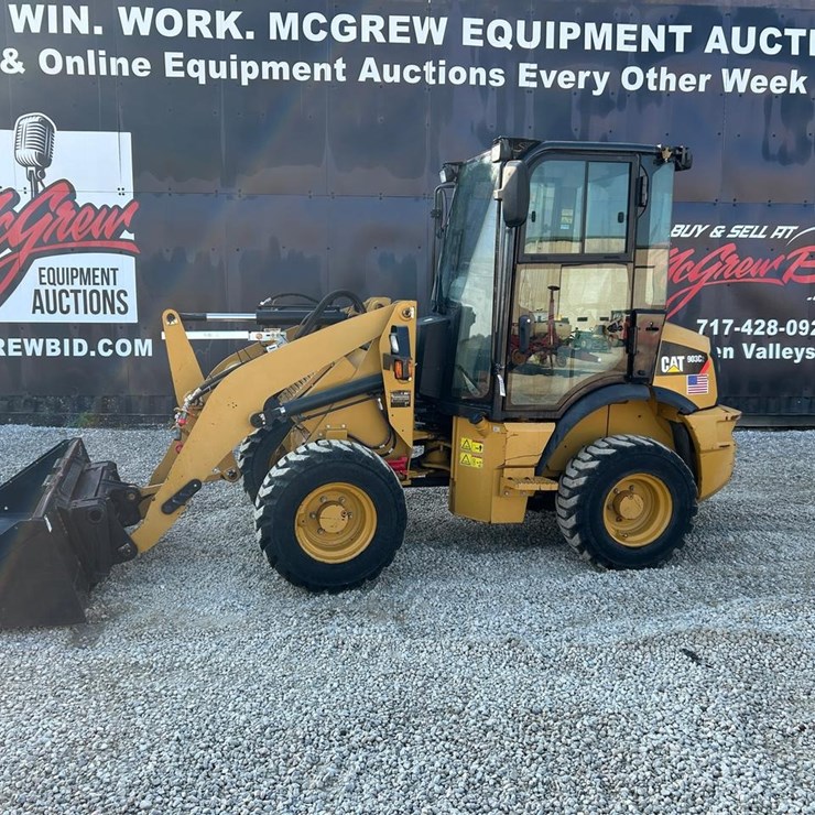 2017 CATERPILLAR 903C2