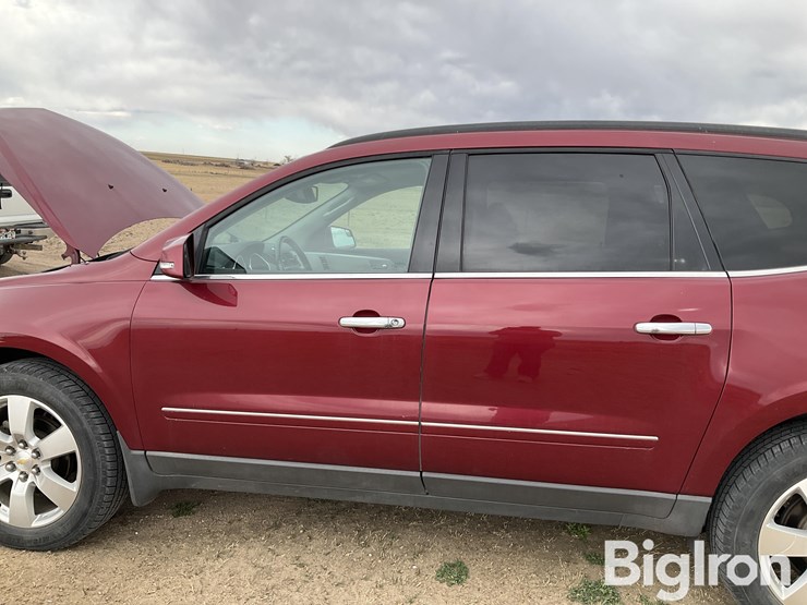 2011-chevrolet-traverse-ltz-image-16