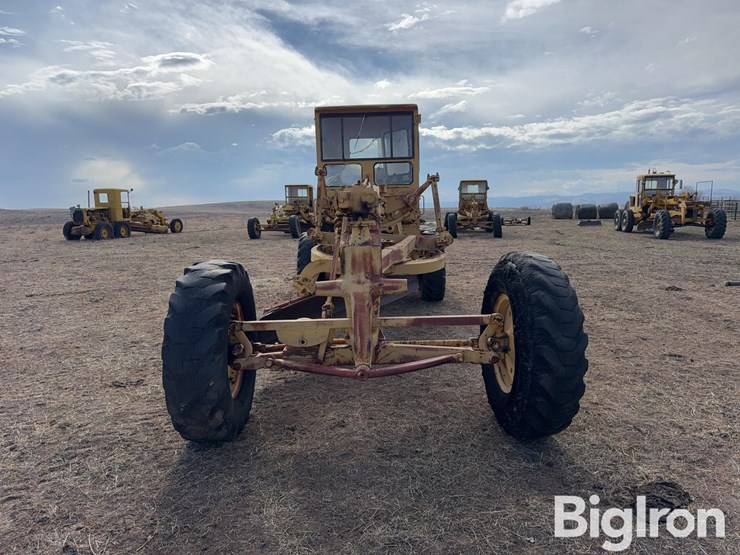 caterpillar-12-image-2