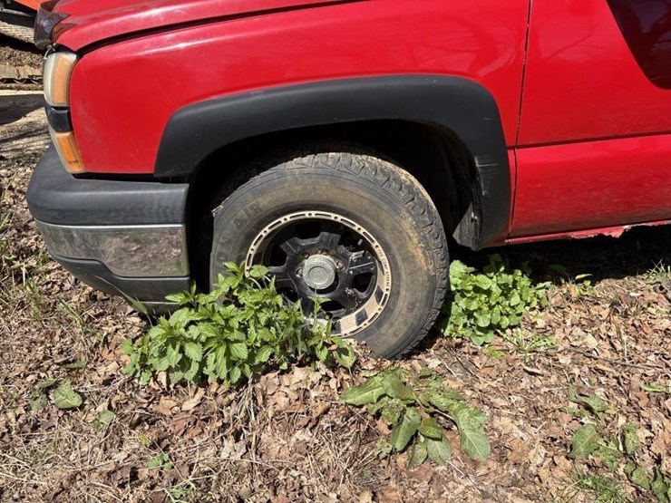 2005-chevrolet-1500-image-5