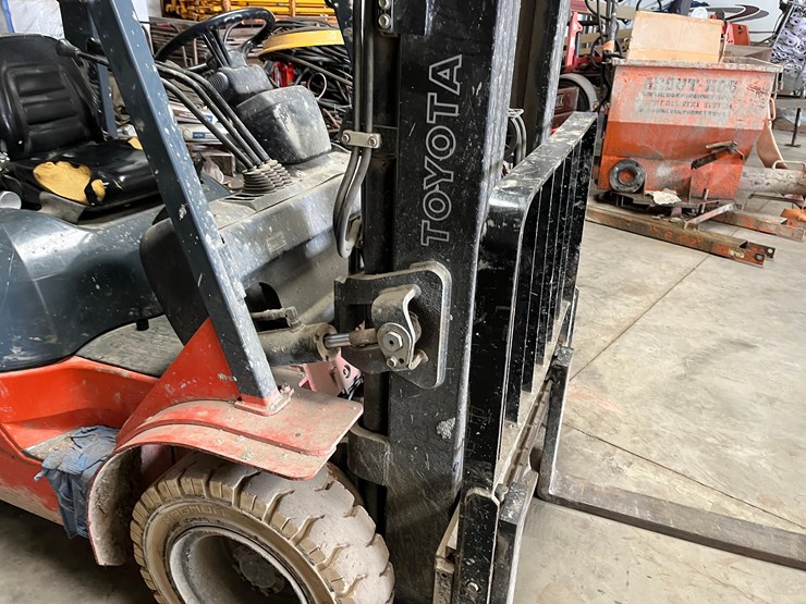 toyota-forklift-image-4