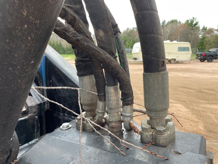 2017-gyro-trac-gt35-image-14