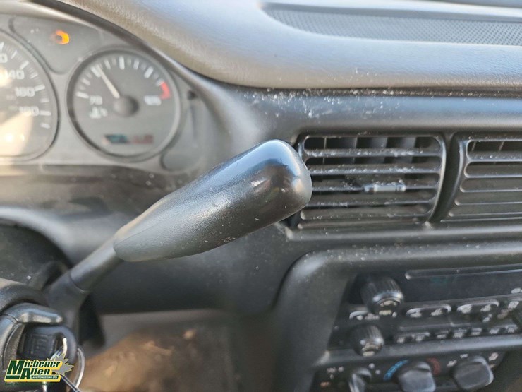 2001-chevrolet-venture-ls-image-11