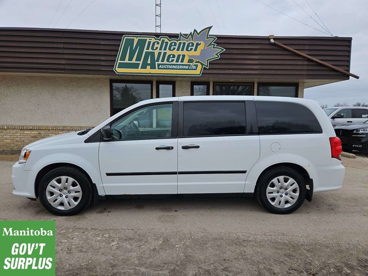 2014-dodge-grand-caravan-image-2