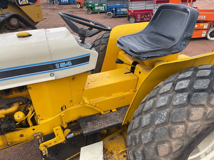 international-cub-lo-boy-image-32