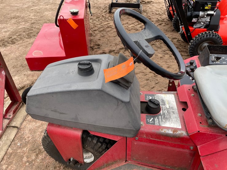 #1548-•-toro-sand-pro-5000-sand-leveler-image-12