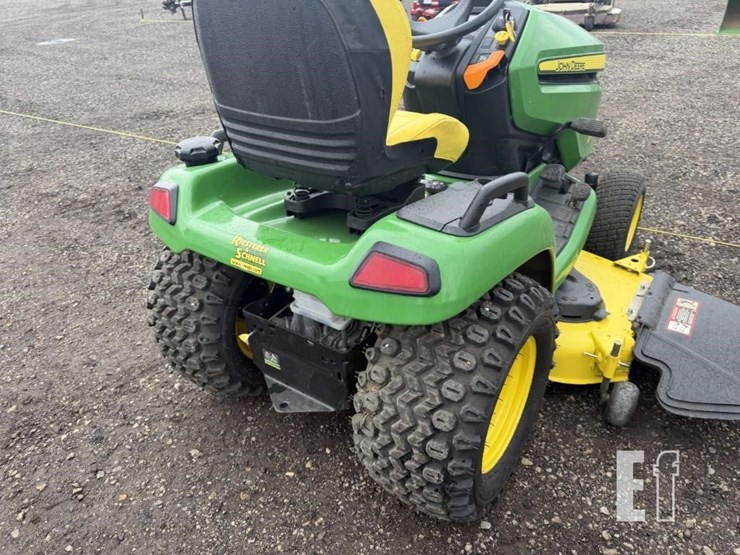 2021-john-deere-x590-image-13