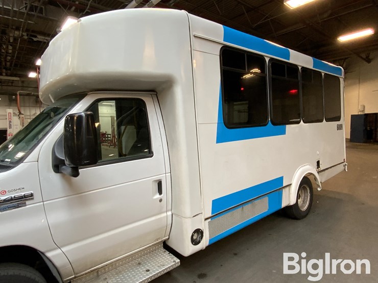 2018-ford-e450-image-15