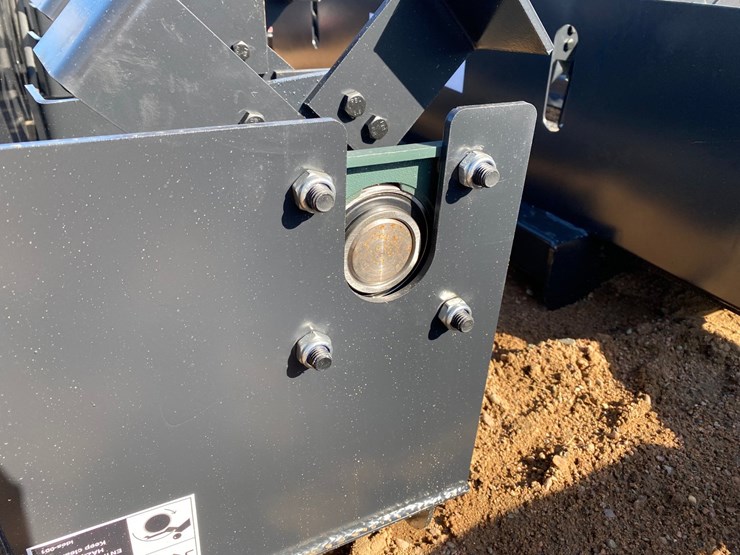 #4110-•-72"-jct-hydraulic-tiller-attachment-image-5