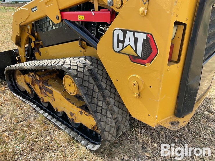 2020-caterpillar-259d3-image-13