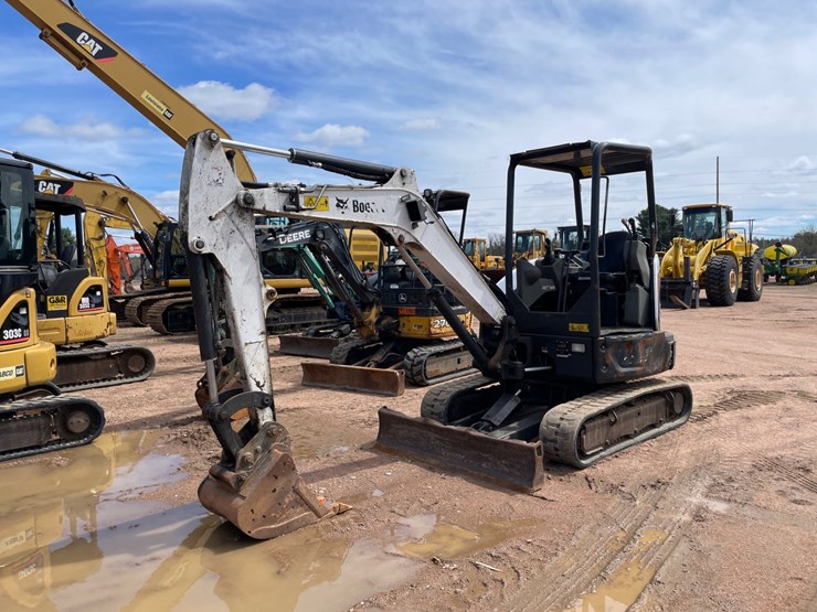 2020-bobcat-e32i-image-1