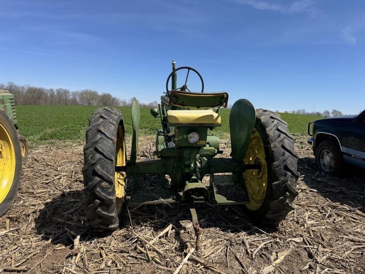 john-deere-b-image-7