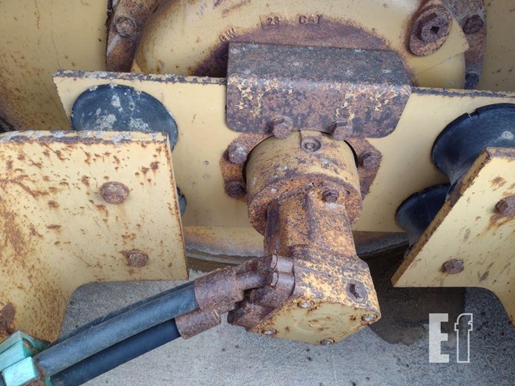 1999-caterpillar-cs-563c-image-26