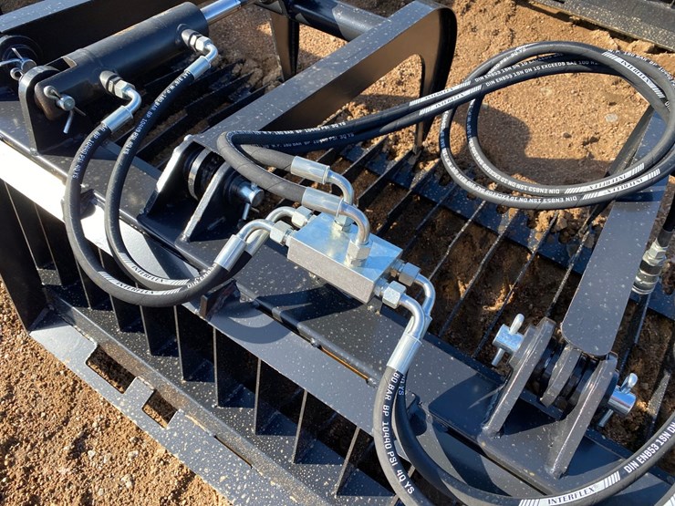 #4114-•-new-jct-84"-skeleton-rock-grapple-bucket-image-10