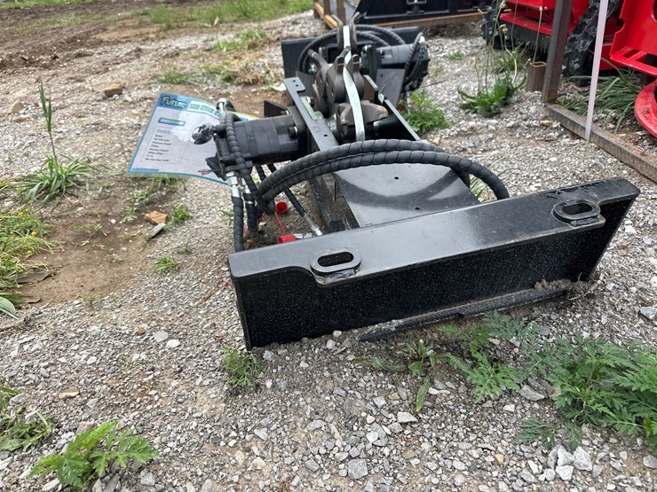 #1632-•-mini-skid-steer-stump-grinder-image-2