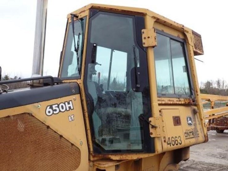 2002-deere-650h-lt-image-10