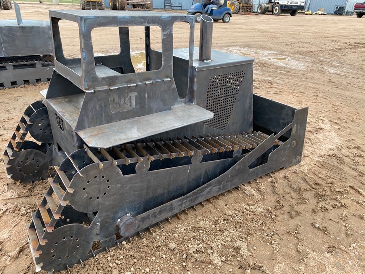 #1632-•-shop-made-bulldozer-fire-pit-image-6