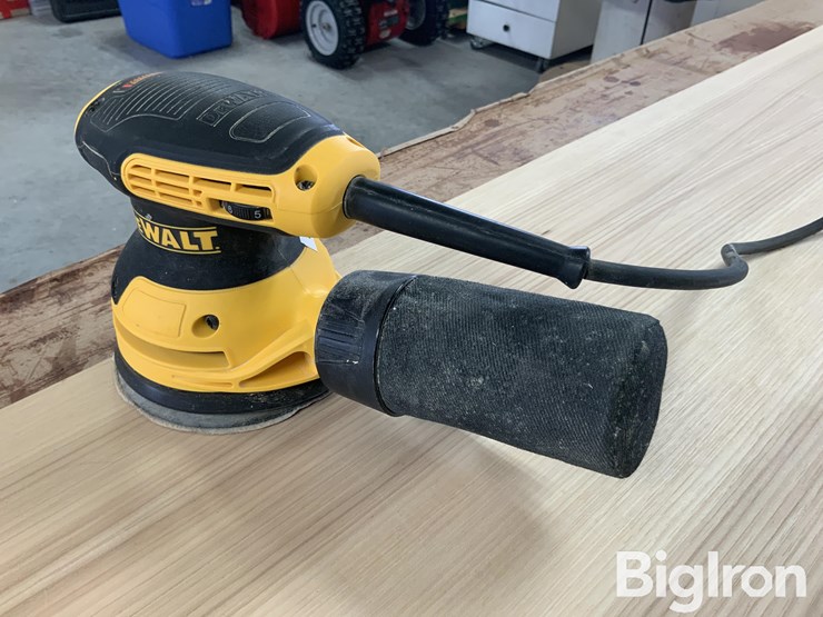 dewalt-dwe6423-sander-image-7