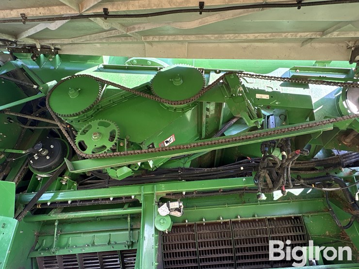 2013-john-deere-s660-image-18