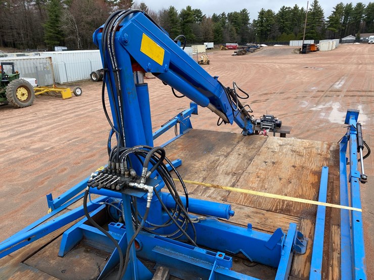 #1575-•-28'6"-pontoon-barge-with-crane-(no-title)-image-47