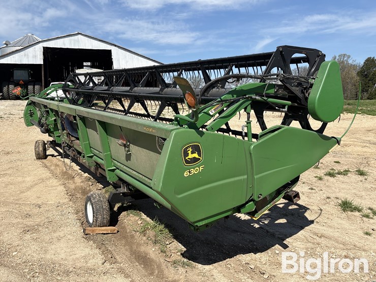 2010-john-deere-630f-image-5