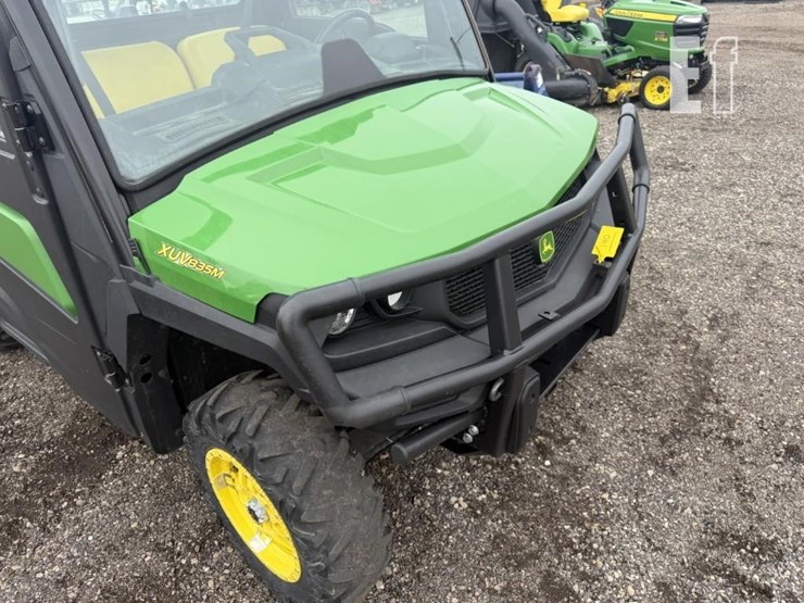 2022-john-deere-gator-xuv-835m-image-6