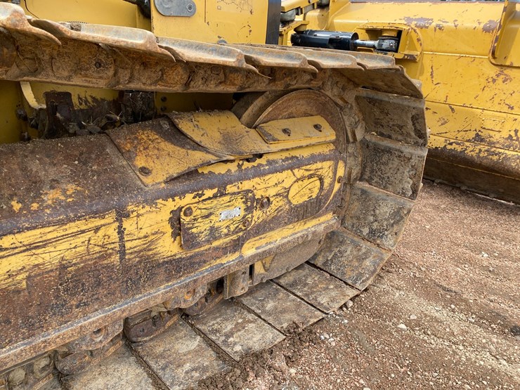 2016-caterpillar-d5k2-lgp-image-34